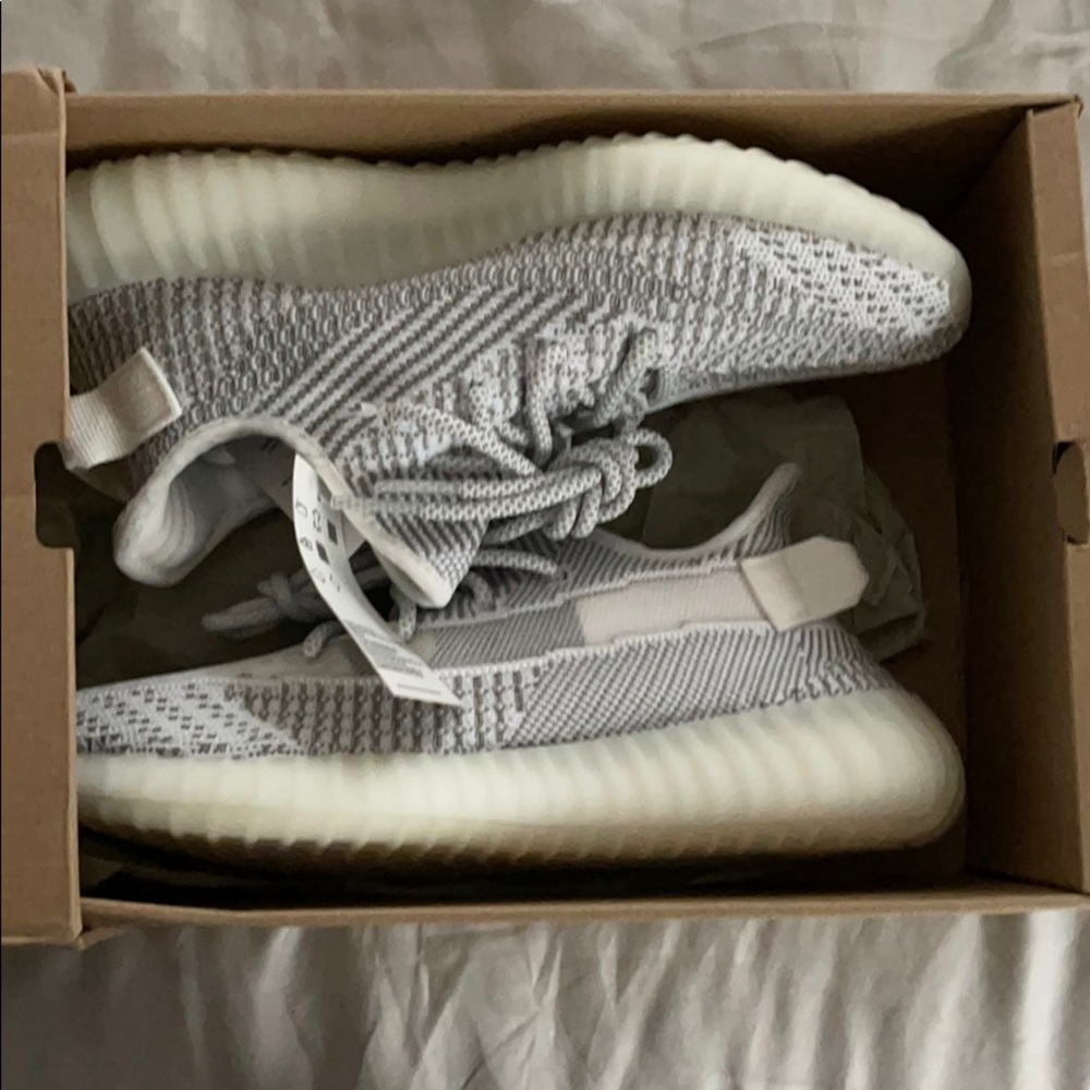 yeezy boost static sz 9
